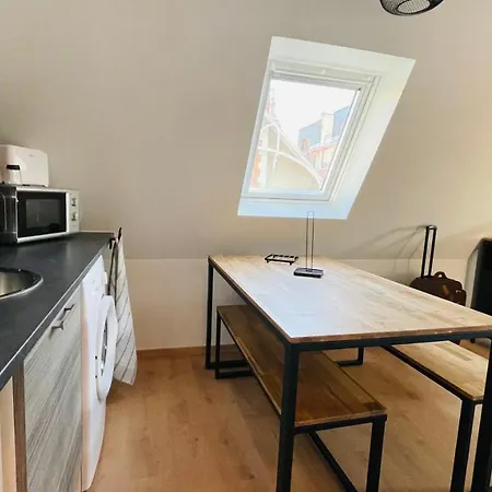 A La Clef - Charmant Studio Proche Gare Et Centre - Ideal Pro & Couple - Wifi Le Mans Exterior photo